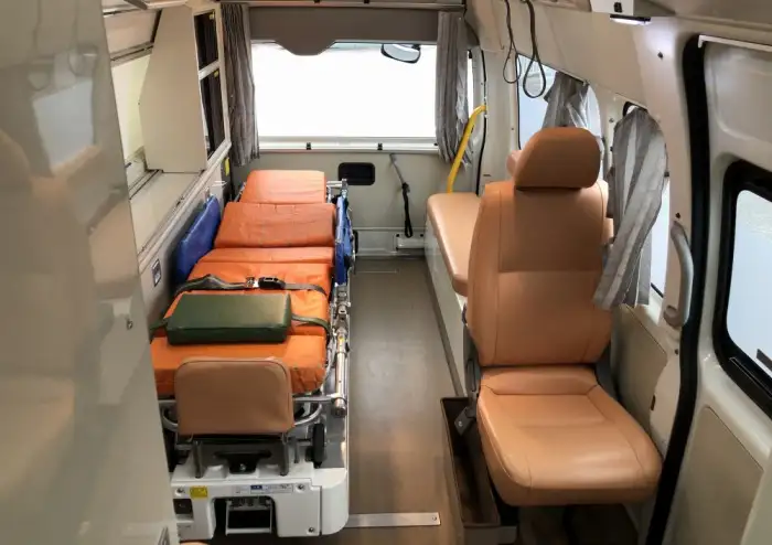 トヨタ ハイエース 小型 特殊車両 CBF-TRH226S H29の中古トラック画像14