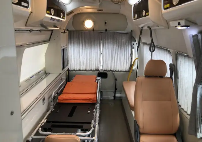トヨタ ハイエース 小型 特殊車両 CBF-TRH226S H30の中古トラック画像14