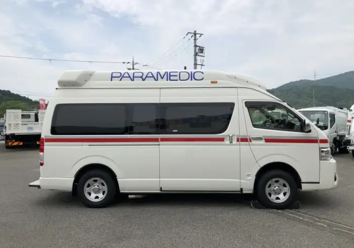トヨタ ハイエース 小型 特殊車両 CBF-TRH226S H30の中古トラック画像3