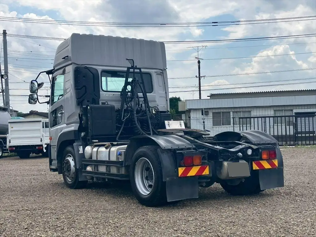 日産UD クオン 大型 トラクター ハイルーフ 1デフの中古トラック画像5