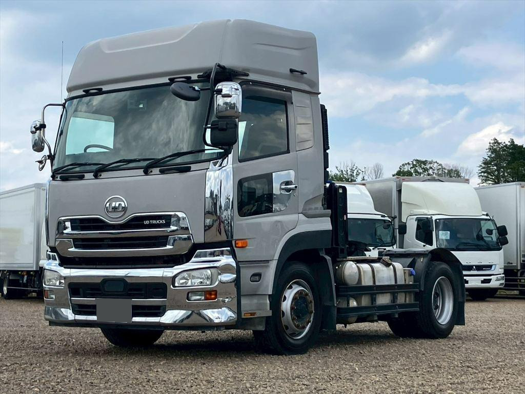 日産UD クオン 大型 トラクター