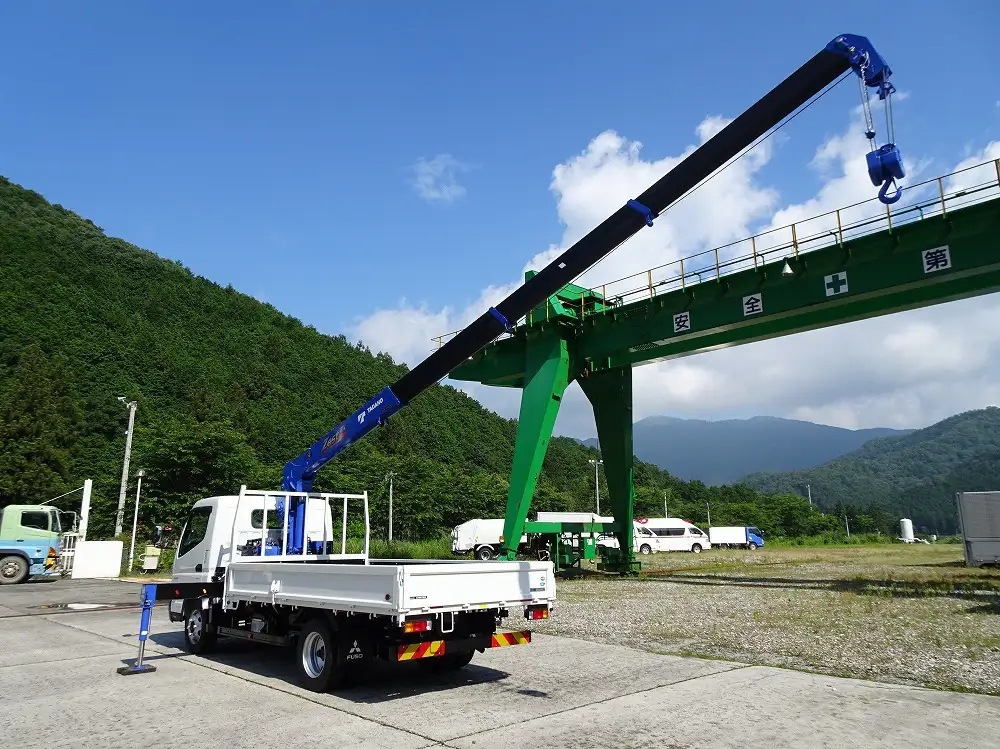 三菱 キャンター 小型 クレーン付 4段 ラジコンの中古トラック画像3