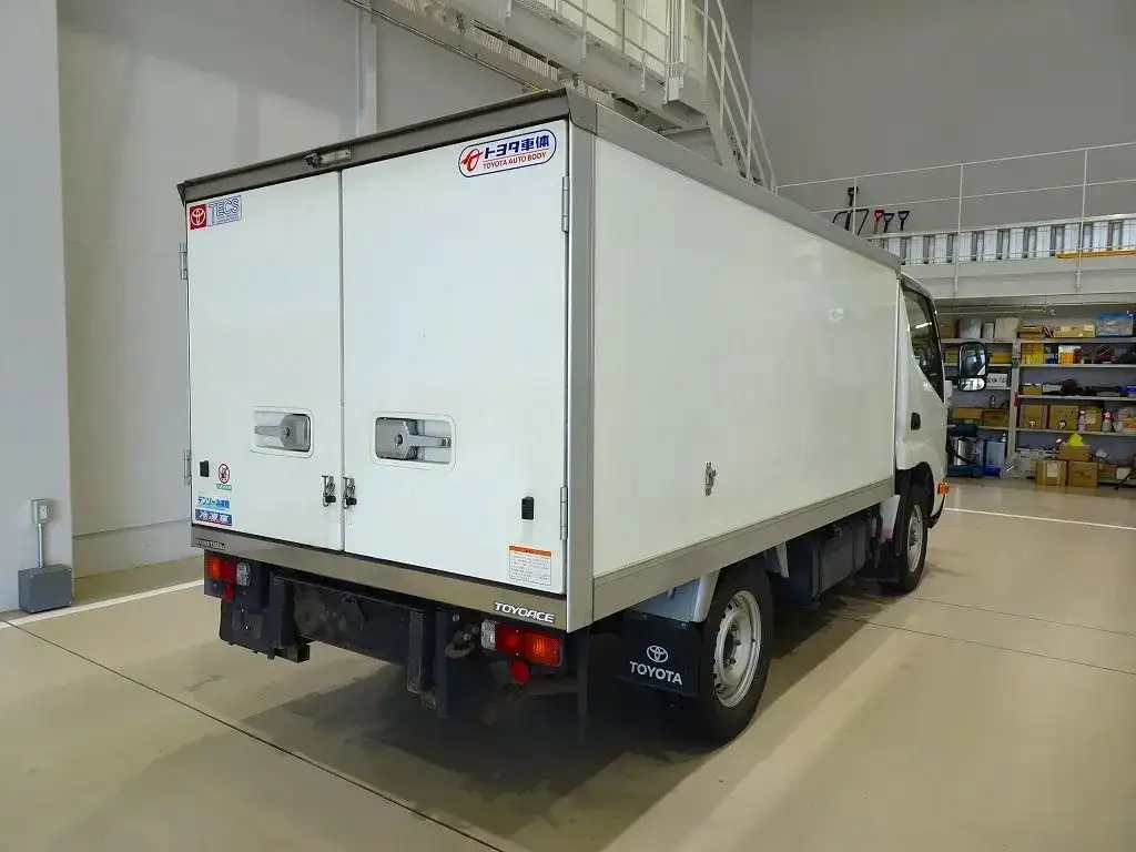 トヨタ トヨエース 小型 冷凍冷蔵 低温 床ステンの中古トラック画像2