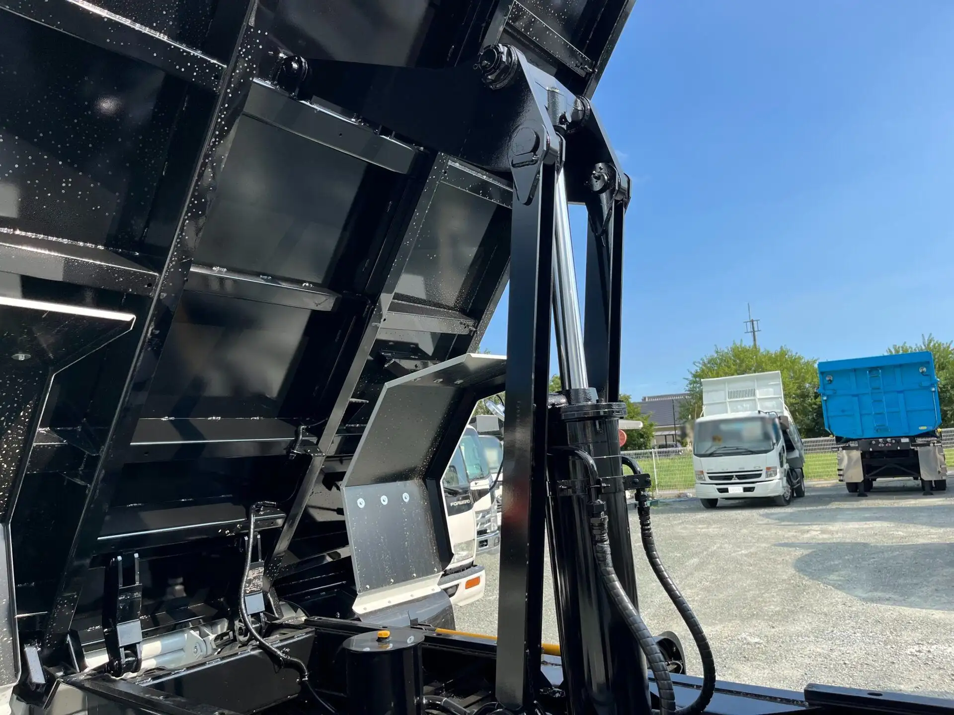 三菱 ファイター 中型/増トン ダンプ Lゲート コボレーンの中古トラック画像16