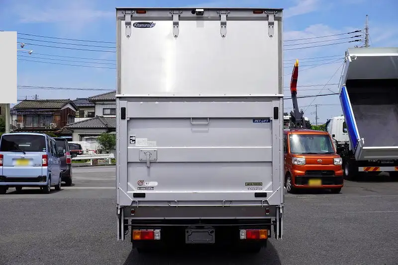 トヨタ ダイナ 小型 アルミバン パワーゲート TKG-XZU605の中古トラック画像3