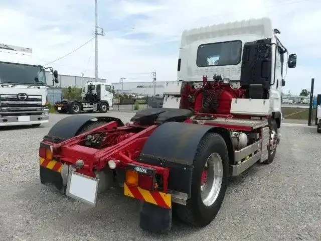 いすゞ ギガ 大型 トラクター ハイルーフ 1デフの中古トラック画像3
