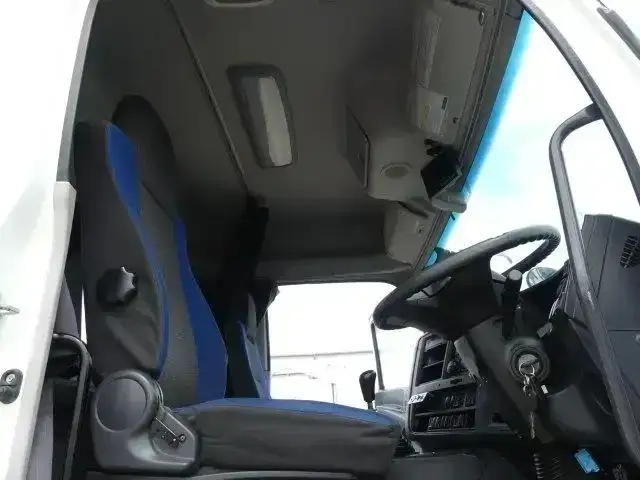 いすゞ ギガ 大型 トラクター ハイルーフ 1デフの中古トラック画像10