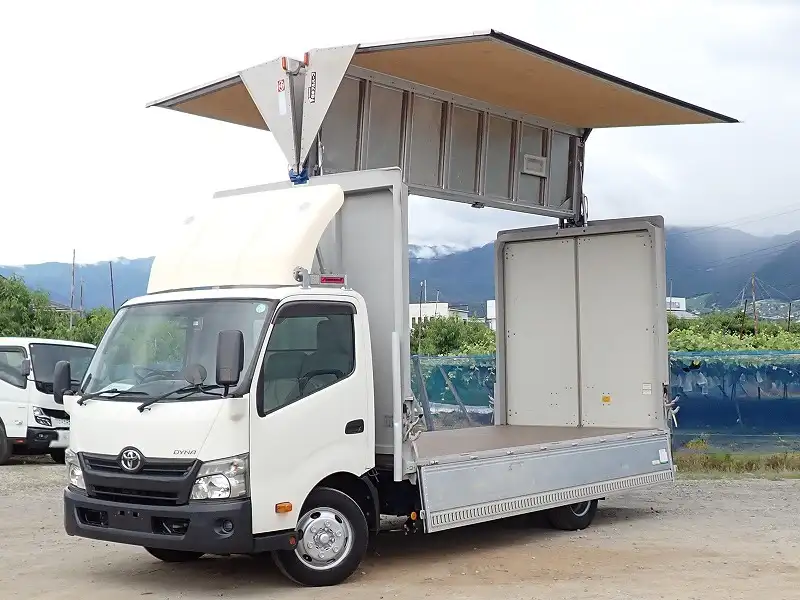 トヨタ ダイナ 小型 ウイング TKG-XZU710 H29 の中古トラック【車両No.191480】