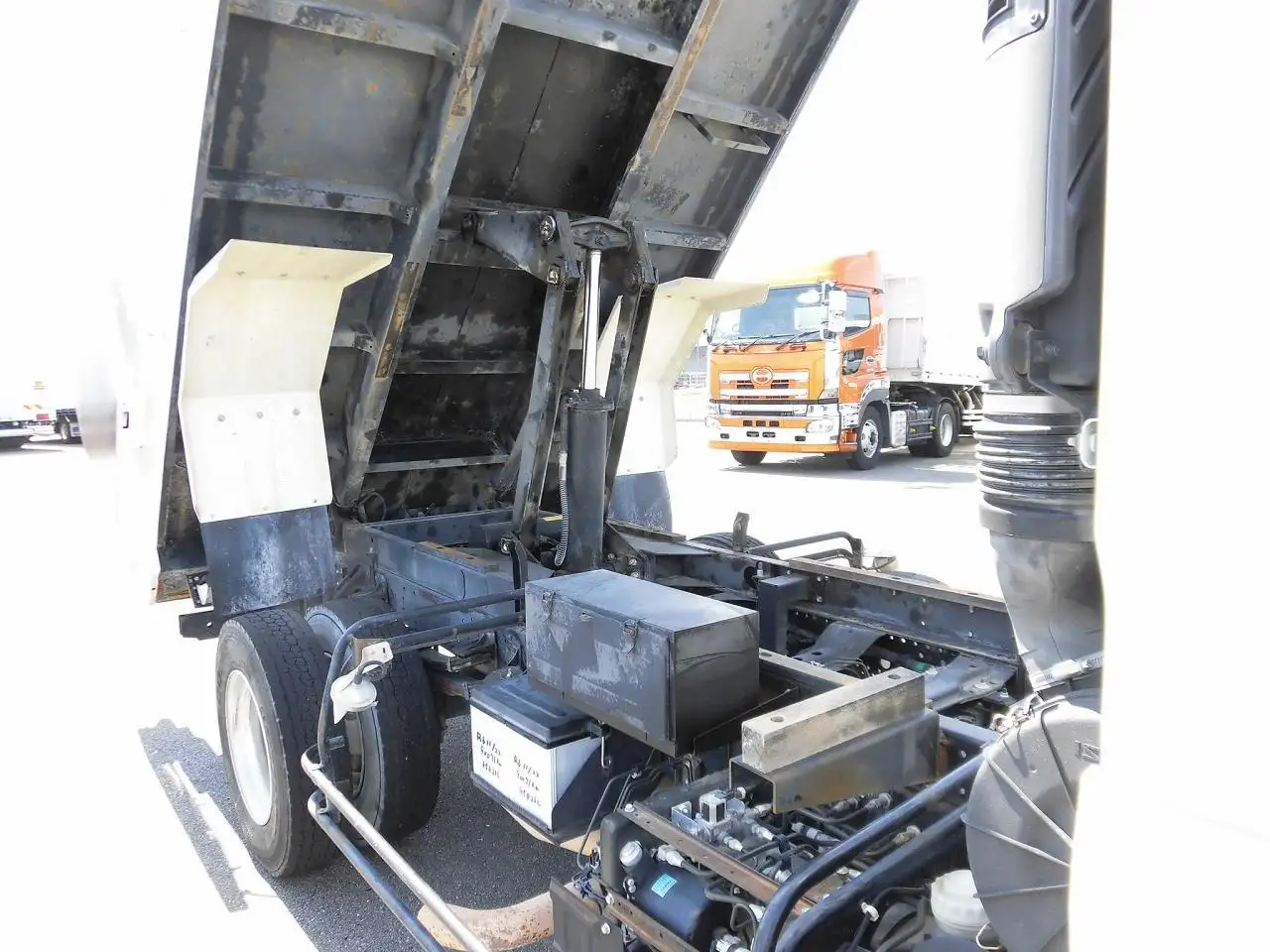 いすゞ フォワード 中型/増トン ダンプ 土砂禁 TKG-FRR90S2の中古トラック画像14