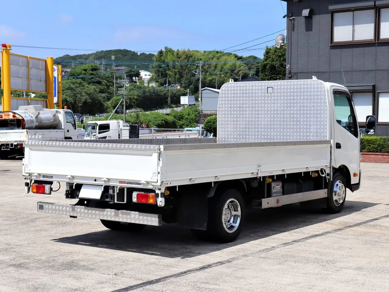日野 レンジャー 中型/増トン 平ボディ 床鉄板 2RG-XZU712Mの中古トラック画像4