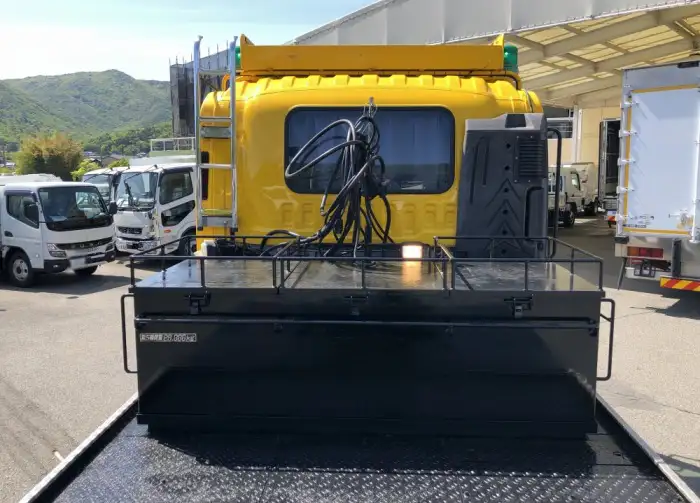 いすゞ ギガ 大型 トラクター 2デフ ベッドの中古トラック画像13