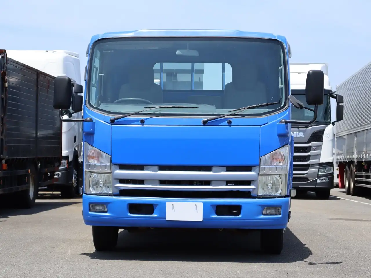 マツダ タイタン 小型 平ボディ BKG-LNR85AR H22の中古トラック画像2