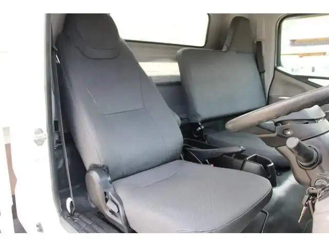 三菱 キャンター 小型 平ボディ  R2の中古トラック画像7