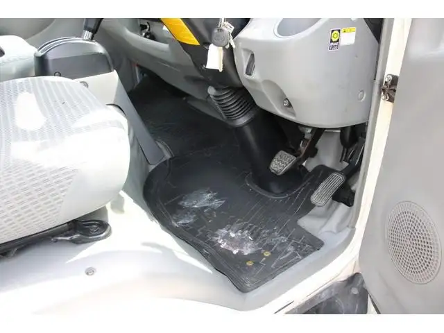 日野 デュトロ 小型 冷凍冷蔵 低温 2室の中古トラック画像16