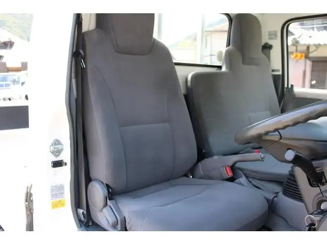 マツダ タイタン 小型 平ボディ  H26の中古トラック画像7