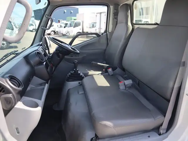 トヨタ トヨエース 小型 平ボディ ABF-TRY220 H29の中古トラック画像12
