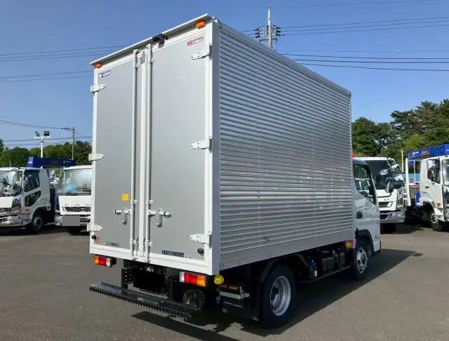 三菱 キャンター 小型 アルミバン 2RG-FBA20 R7の中古トラック画像3