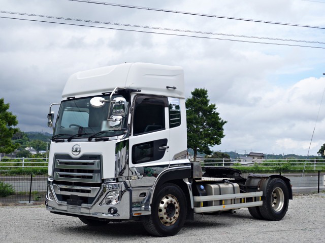 日産UD クオン 大型 トラクター