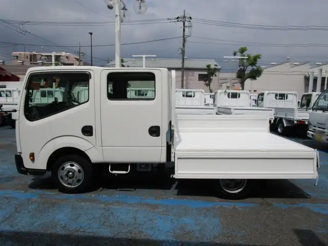 日産 アトラス 小型 平ボディ Wキャブ CBF-SQ2F24の中古トラック画像9