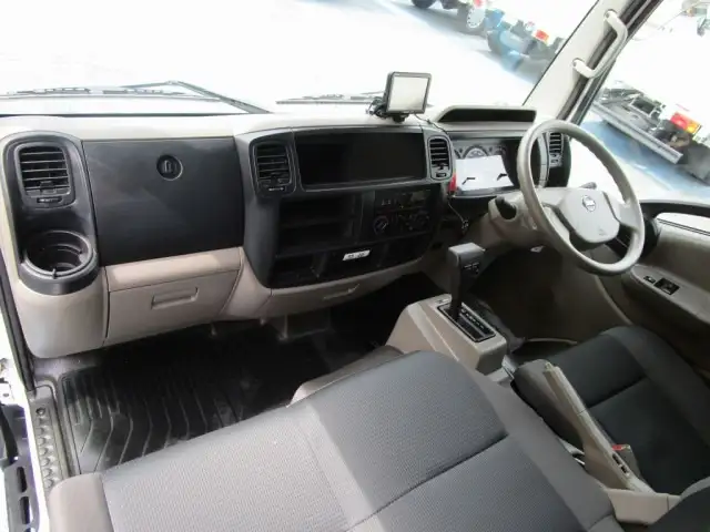 日産 アトラス 小型 平ボディ Wキャブ CBF-SQ2F24の中古トラック画像14