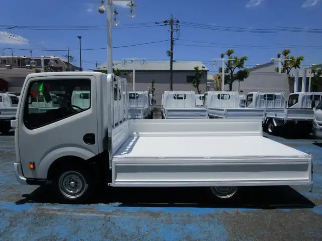 日産 アトラス 小型 平ボディ カスタム CBF-SQ2F24の中古トラック画像6