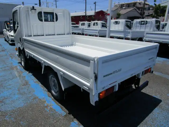 日産 アトラス 小型 平ボディ カスタム CBF-SQ2F24の中古トラック画像5