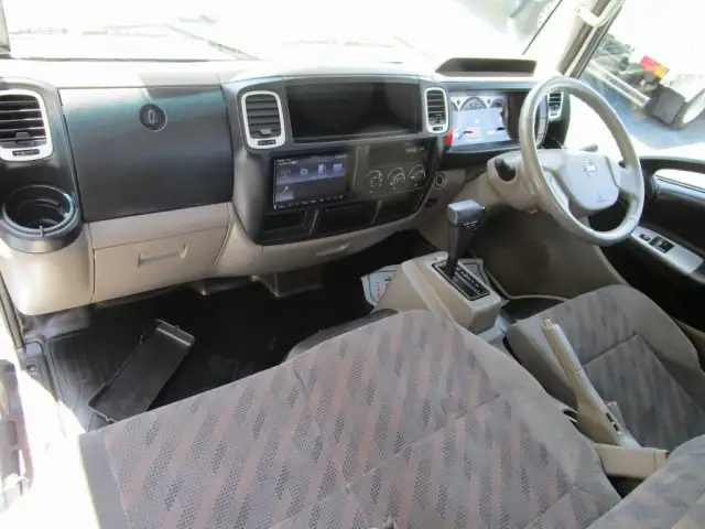 日産 アトラス 小型 平ボディ カスタム CBF-SQ2F24の中古トラック画像15