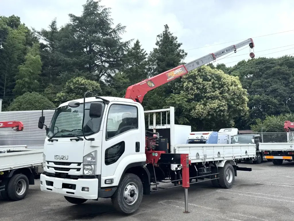 いすゞ フォワード 中型/増トン クレーン付 4段 ラジコン の中古トラック【車両No.176276】