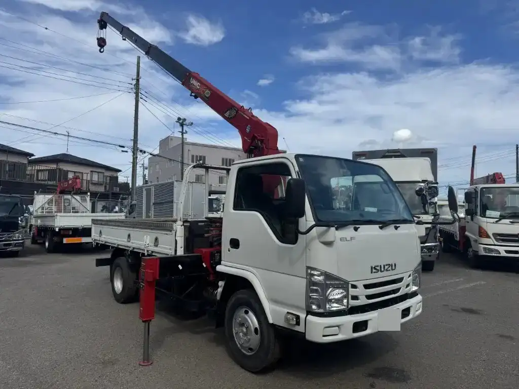 いすゞ エルフ 小型 クレーン付 4段 ラジコンの中古トラック画像2