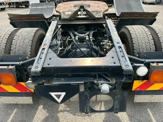 いすゞ ギガ 大型 トラクター ハイルーフ 1デフの中古トラック画像6