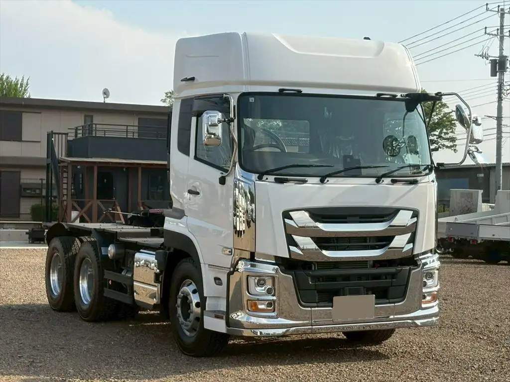 いすゞ ギガ 大型 トラクター ハイルーフ 2デフの中古トラック画像2