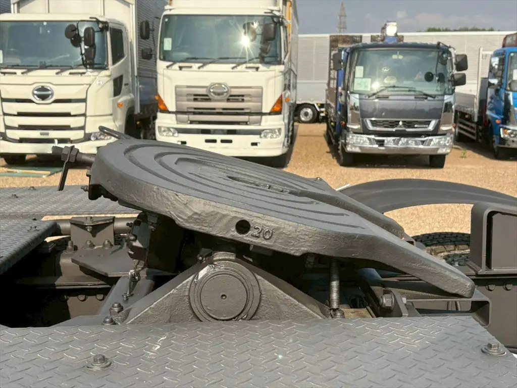 いすゞ ギガ 大型 トラクター ハイルーフ 2デフの中古トラック画像10