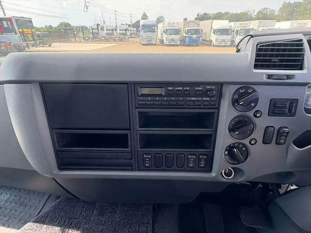 三菱 ファイター 中型/増トン 車両重機運搬 ラジコン ウインチの中古トラック画像16