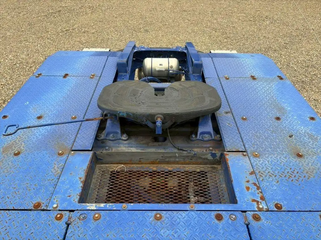 日野 プロフィア 大型 トラクター ハイルーフ 2デフの中古トラック画像10
