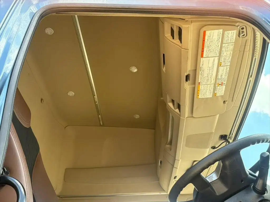 日野 プロフィア 大型 トラクター ハイルーフ 2デフの中古トラック画像16
