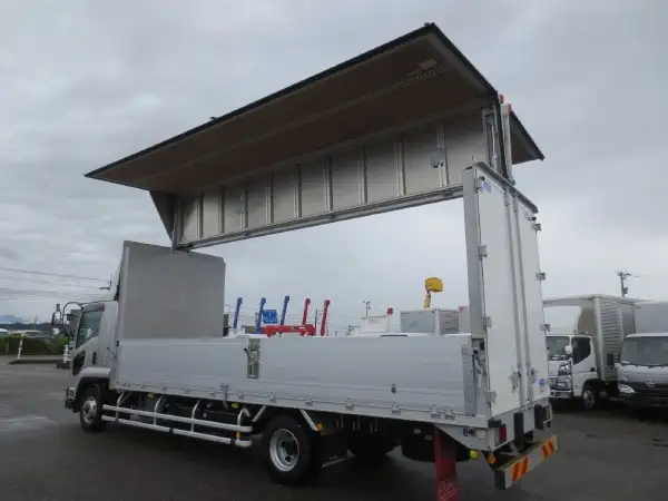 いすゞ フォワード 中型/増トン ウイング ベッド 2RG-FRR90S2の中古トラック画像10