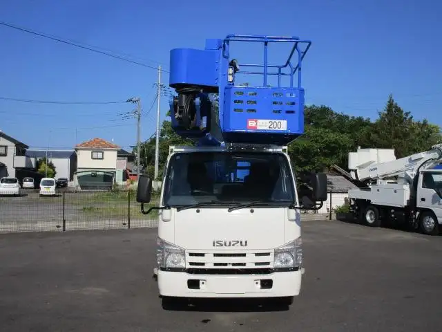 いすゞ エルフ 小型 高所・建柱車 高所作業車 SKG-NKR85YNの中古トラック画像2