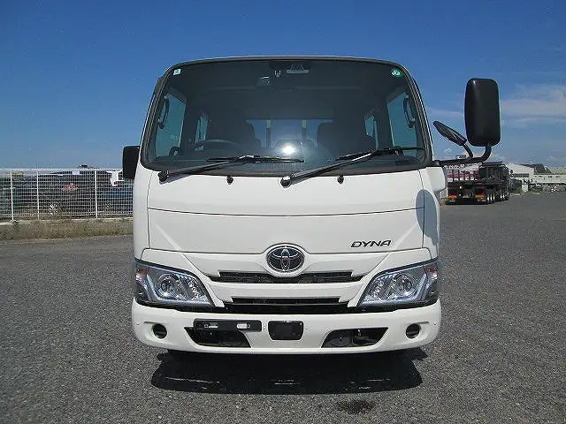 トヨタ ダイナ 小型 平ボディ Wキャブ 3BF-TRY230の中古トラック画像2