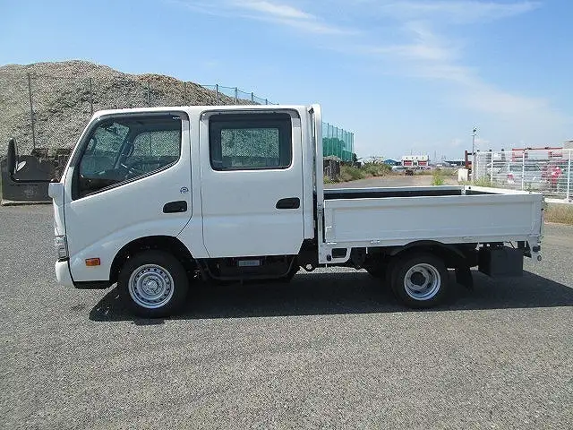 トヨタ ダイナ 小型 平ボディ Wキャブ 3BF-TRY230の中古トラック画像6