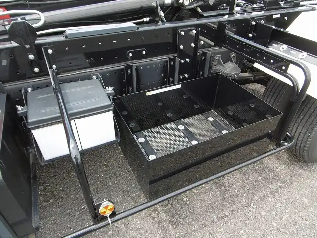 いすゞ フォワード 中型/増トン アームロール ツインホイスト 2RG-FRR90S2の中古トラック画像像17