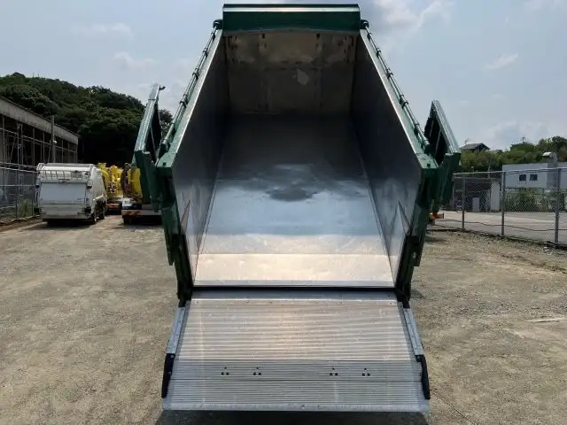 三菱 キャンター 小型 ダンプ 土砂禁 天蓋付きの中古トラック画像8
