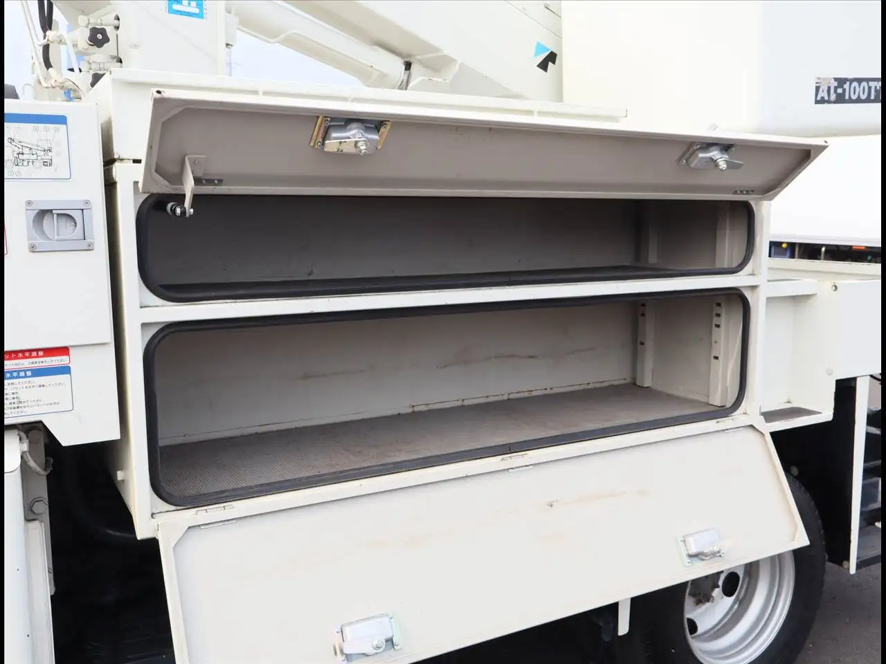 日野 デュトロ 小型 高所・建柱車 高所作業車 電工仕様の中古トラック画像6