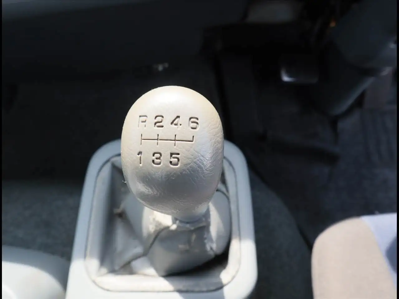三菱 ファイター 中型/増トン 平ボディ 床鉄板 TKG-FK71Fの中古トラック画像15