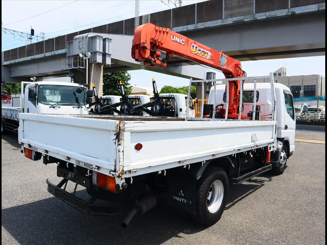 三菱 キャンター 小型 クレーン付 床鉄板 5段の中古トラック画像3