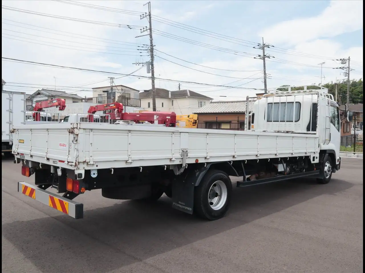 いすゞ フォワード 中型/増トン 平ボディ ベッド TKG-FRR90S2の中古トラック画像3
