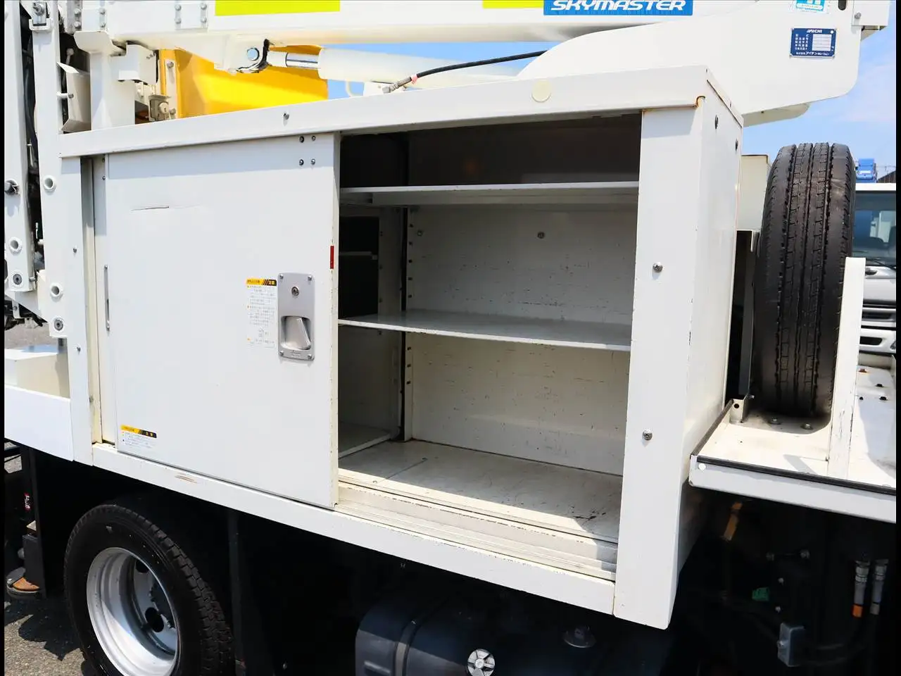 日野 デュトロ 小型 高所・建柱車 高所作業車 TKG-XZU605Mの中古トラック画像7