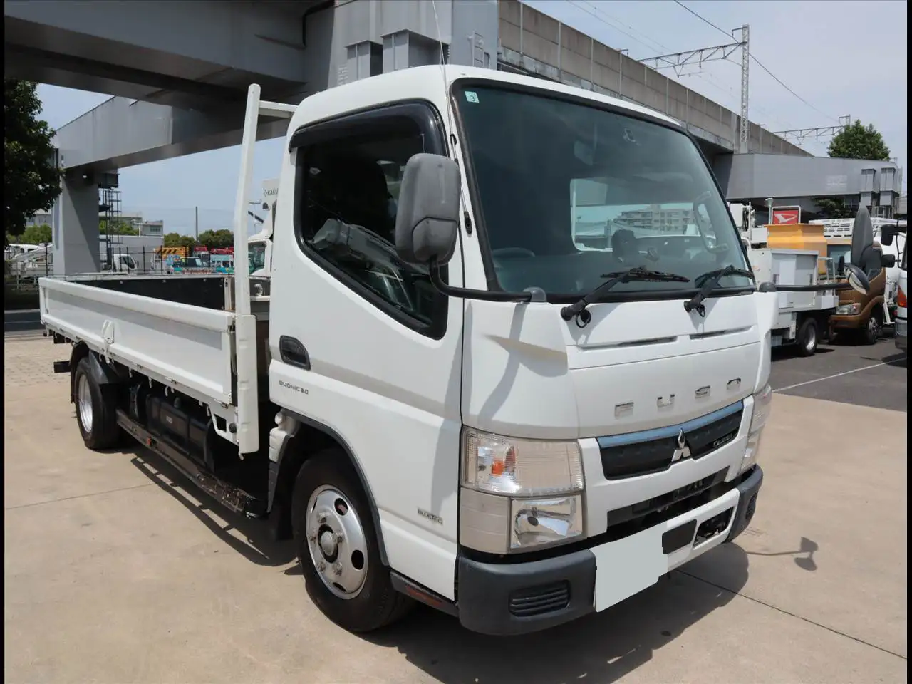 三菱 キャンター 小型 平ボディ 2PG-FEAV0 R2の中古トラック画像2