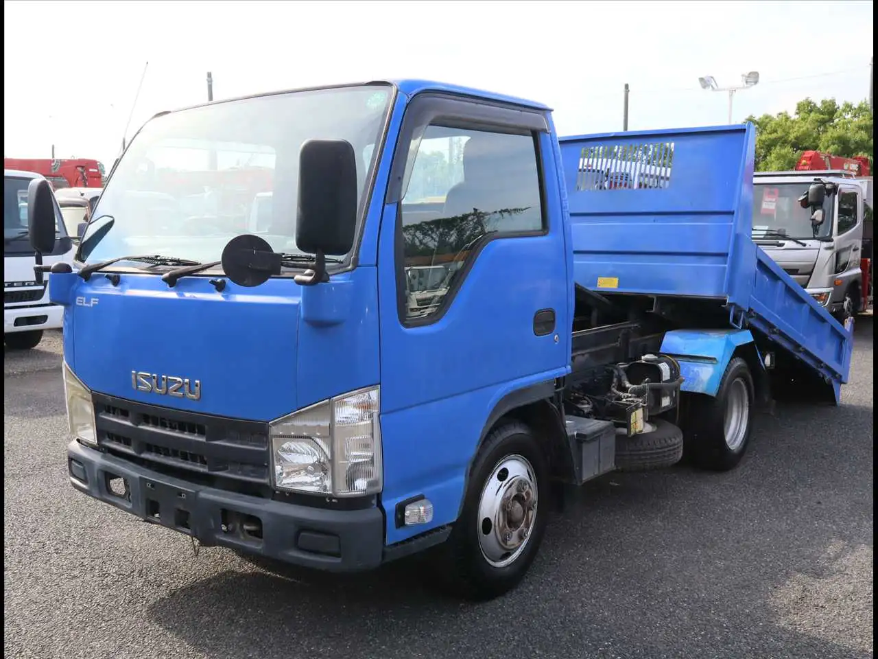 いすゞ エルフ 小型 ダンプ ローダー BKG-NKR85AN の中古トラック【車両No.191947】