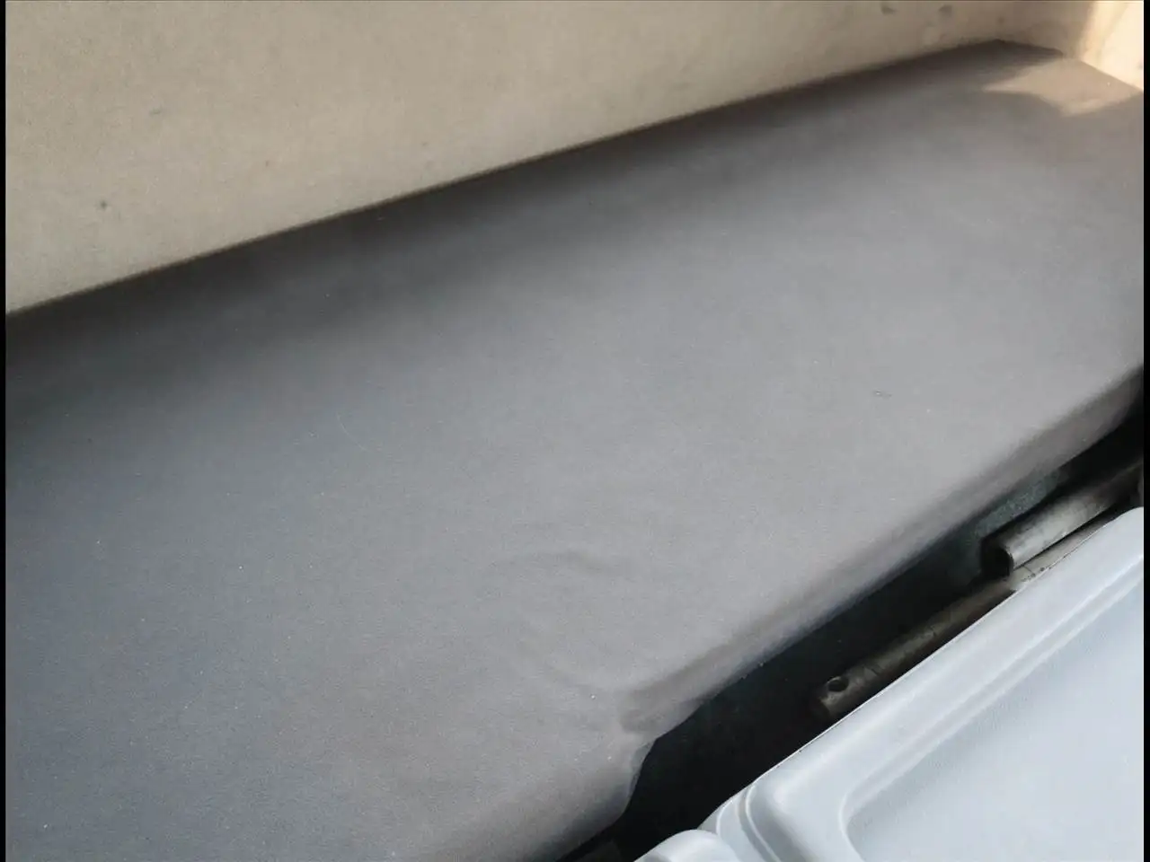 三菱 ファイター 中型/増トン 平ボディ ベッド TKG-FK61Fの中古トラック画像13