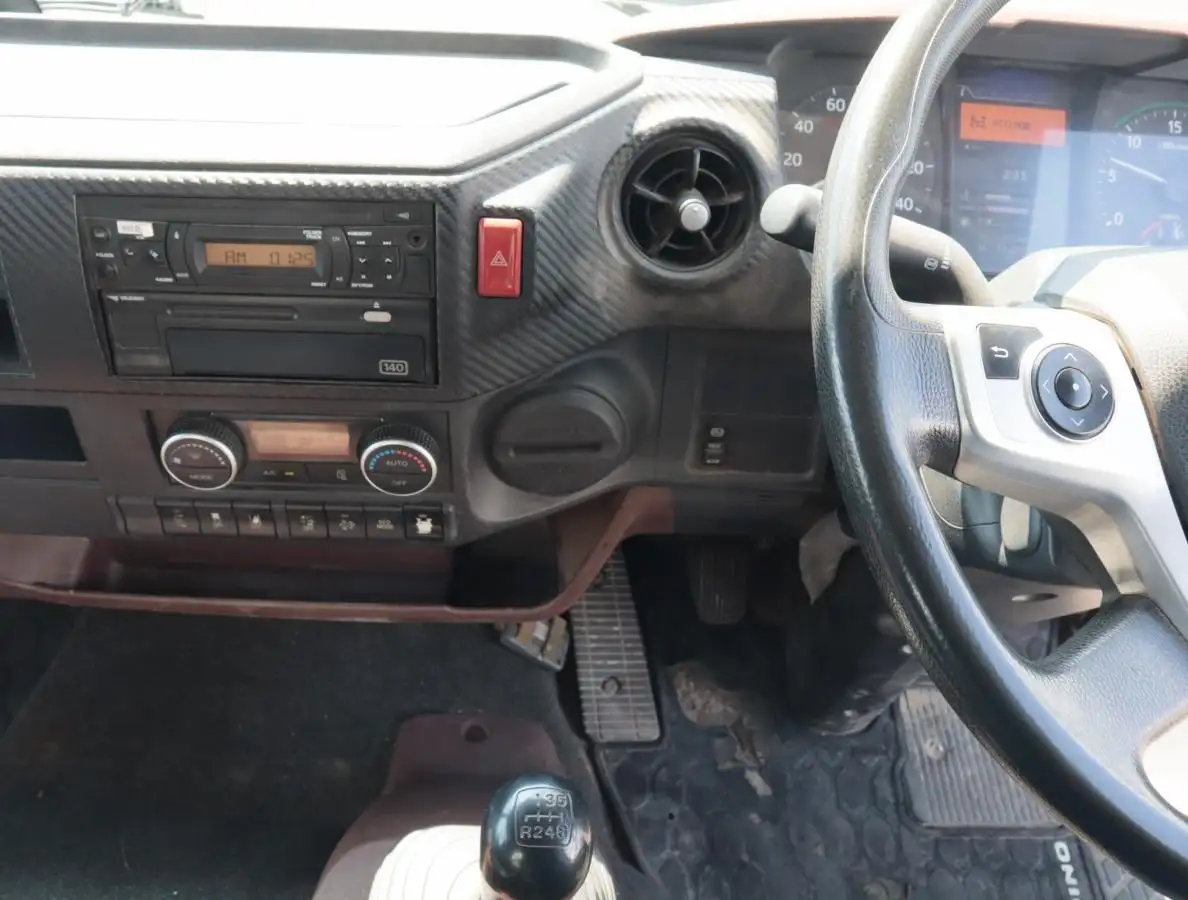 日野 レンジャー 中型/増トン パッカー車 プレス式 2KG-FJ2ABAの中古トラック画像16